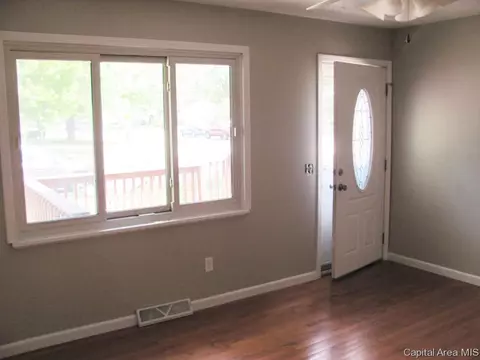 2113 Hastings Rd, Springfield, IL 62702 photo 3