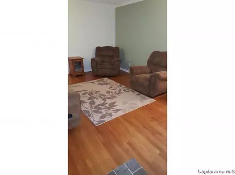 2158 Warwick Dr, Springfield, IL 62704 photo 5