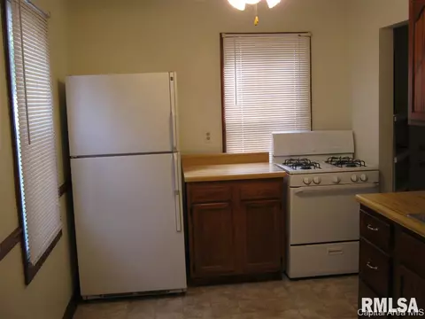 1933 N 21st St, Springfield, IL 62702 photo 11