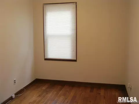 1933 N 21st St, Springfield, IL 62702 photo 14