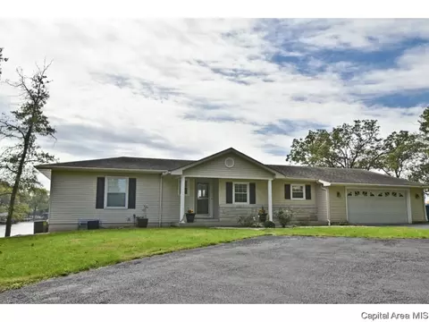 1337 E Lake Shore Dr, Springfield, IL 62712 photo 1