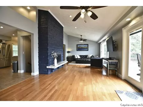 1337 E Lake Shore Dr, Springfield, IL 62712 photo 11