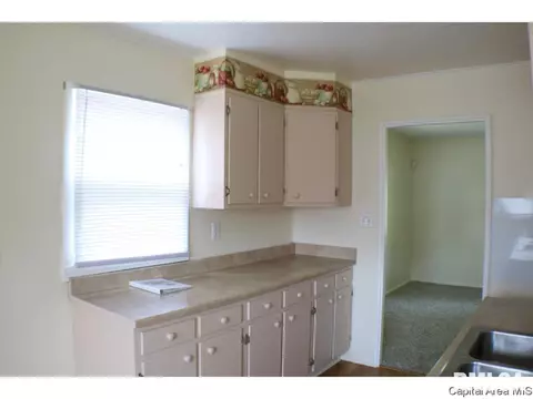 1648 N 20th St, Springfield, IL 62702 photo 10