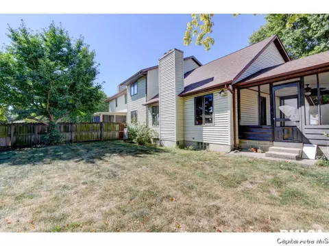 1718 Devonwood Dr, Springfield, IL 62704 photo 33