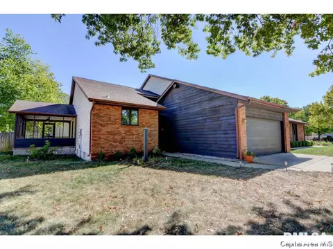 1718 Devonwood Dr, Springfield, IL 62704 photo 36