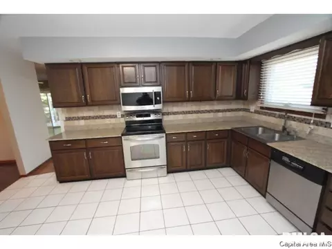2525 W Lawrence Ave, Springfield, IL 62704 photo 7