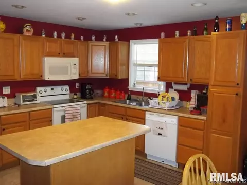 1334 Johnson, Springfield, IL 62702 photo 4