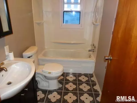 1722 E Little Ave, Springfield, IL 62703 photo 5