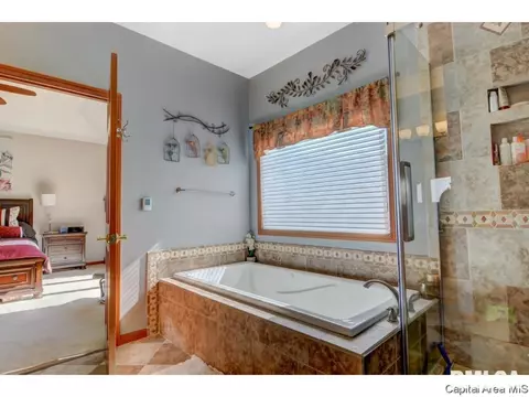 4004 Stone Bridge Rd, Springfield, IL 62711 photo 23