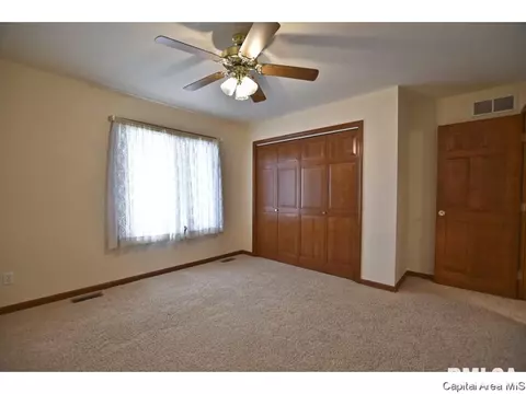 2204 Redlands Dr, Springfield, IL 62711 photo 20