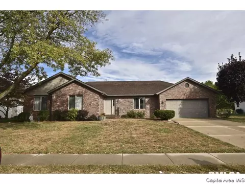 2204 Redlands Dr, Springfield, IL 62711 photo 1