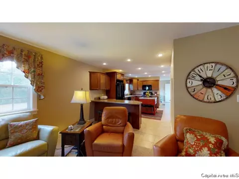 2 Golf Rd, Springfield, IL 62704 photo 8