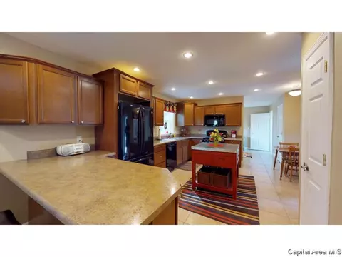 2 Golf Rd, Springfield, IL 62704 photo 9