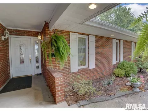 2501 Manchester Dr, Springfield, IL 62704 photo 7