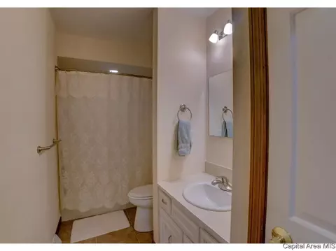 2501 Manchester Dr, Springfield, IL 62704 photo 19