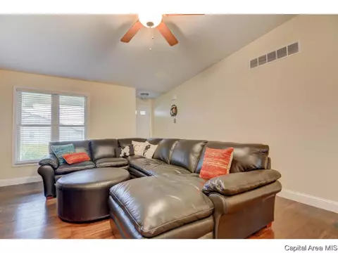 1600 Tern Pl, Springfield, IL 62711 photo 4