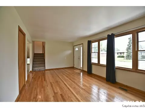 52 Bel Aire Dr, Springfield, IL 62703 photo 7