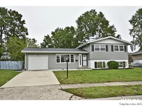 52 Bel Aire Dr, Springfield, IL 62703 photo 3