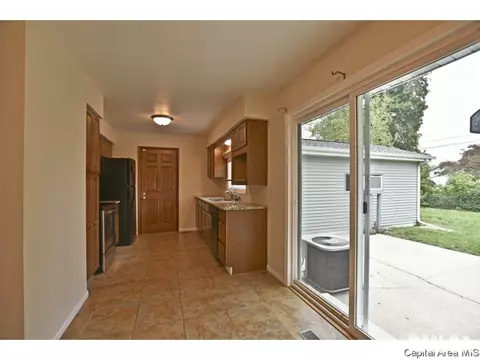 52 Bel Aire Dr, Springfield, IL 62703 photo 15