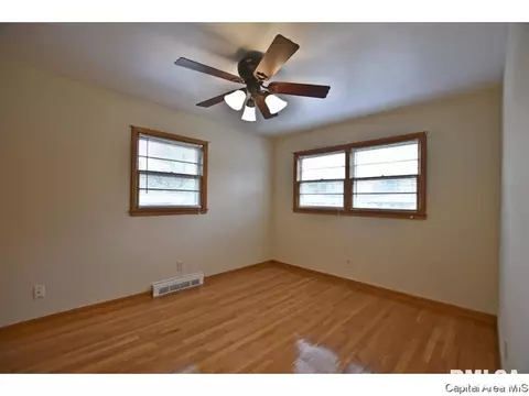 52 Bel Aire Dr, Springfield, IL 62703 photo 22