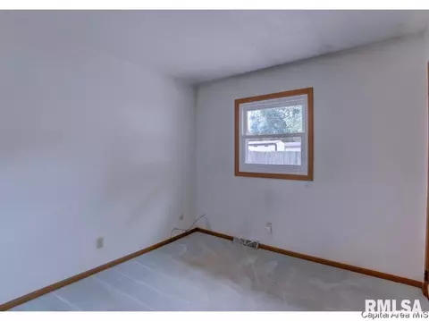 1833 N Albany St, Springfield, IL 62702 photo 25