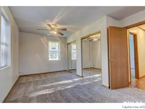 1844 Bruns Ln, Springfield, IL 62702 photo 21