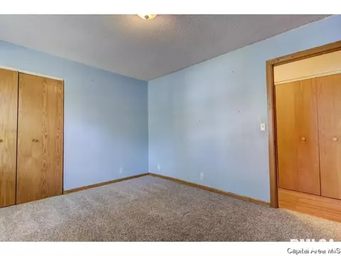 1844 Bruns Ln, Springfield, IL 62702 photo 16