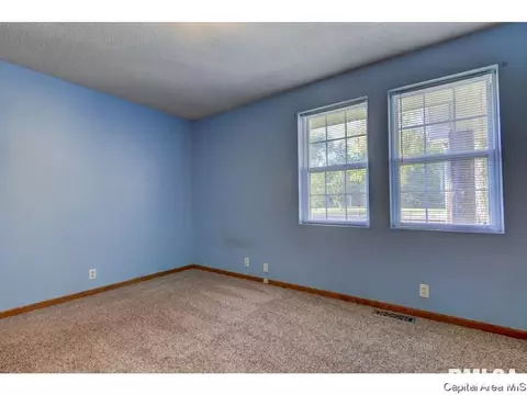 1844 Bruns Ln, Springfield, IL 62702 photo 18