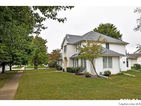 4001 Eagle Wing, Springfield, IL 62711 photo 2