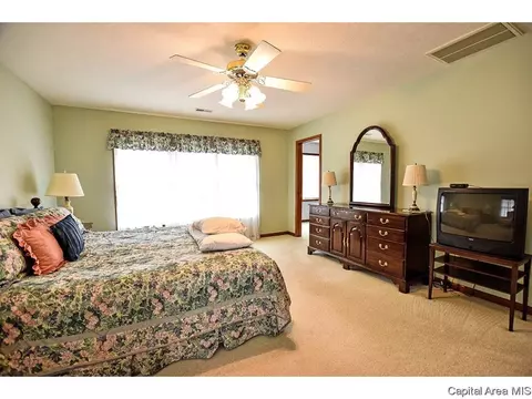 4001 Eagle Wing, Springfield, IL 62711 photo 17