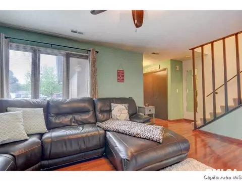 20 Brookside Pl, Springfield, IL 62704 photo 6