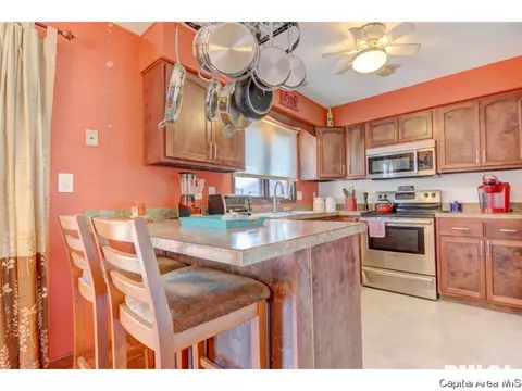20 Brookside Pl, Springfield, IL 62704 photo 8