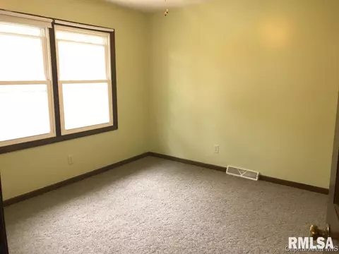 40 Bonneville Dr, Springfield, IL 62707 photo 16