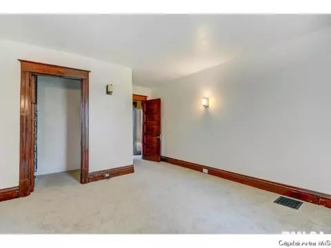 709 S 12th St, Springfield, IL 62703 photo 21