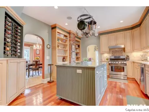 1619 Bates, Springfield, IL 62704 photo 9