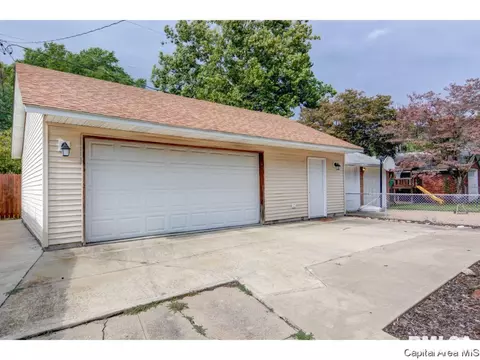 1925 S Walnut St, Springfield, IL 62704 photo 32