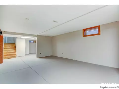 1925 S Walnut St, Springfield, IL 62704 photo 28