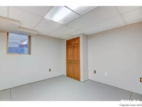 1925 S Walnut St, Springfield, IL 62704 photo 26