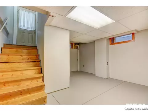 1925 S Walnut St, Springfield, IL 62704 photo 29