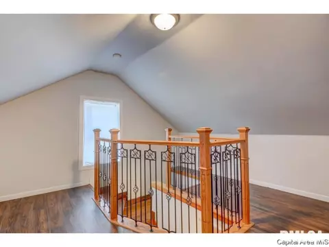 1925 S Walnut St, Springfield, IL 62704 photo 15