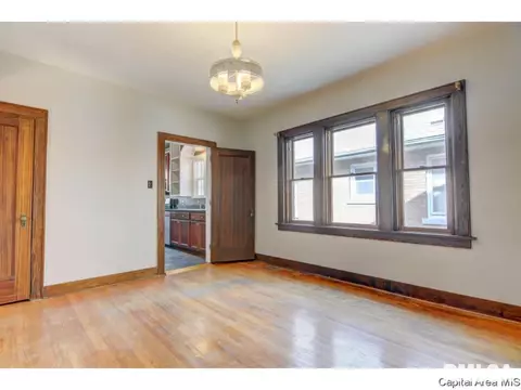 1925 S Walnut St, Springfield, IL 62704 photo 12