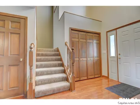 2625 Tahoe Dr, Springfield, IL 62707 photo 9
