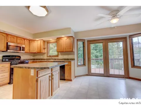 2625 Tahoe Dr, Springfield, IL 62707 photo 13