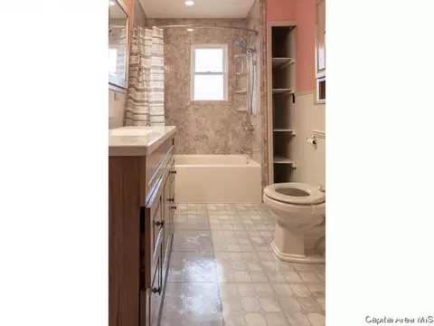 230 E Houston Street St, Springfield, IL 62707 photo 23