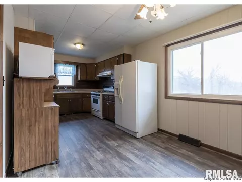 230 E Houston Street St, Springfield, IL 62707 photo 8