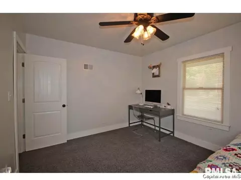 2140 Marland St, Springfield, IL 62702 photo 12
