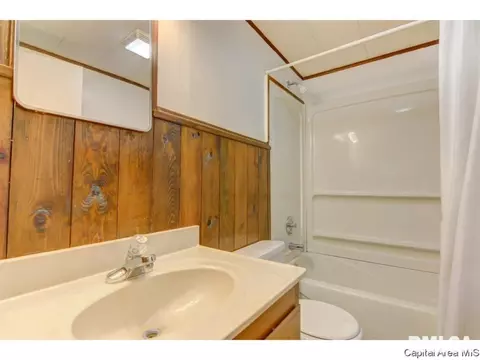 3225 Mars, Springfield, IL 62702 photo 18