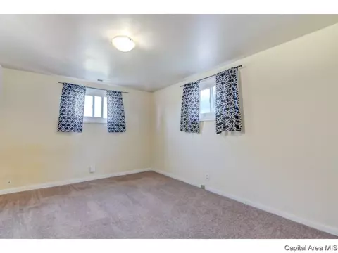 3225 Mars, Springfield, IL 62702 photo 11