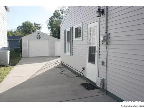 1920 N 21st St, Springfield, IL 62702 photo 15