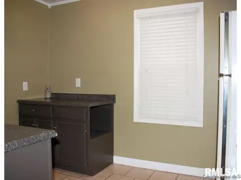 1920 N 21st St, Springfield, IL 62702 photo 11
